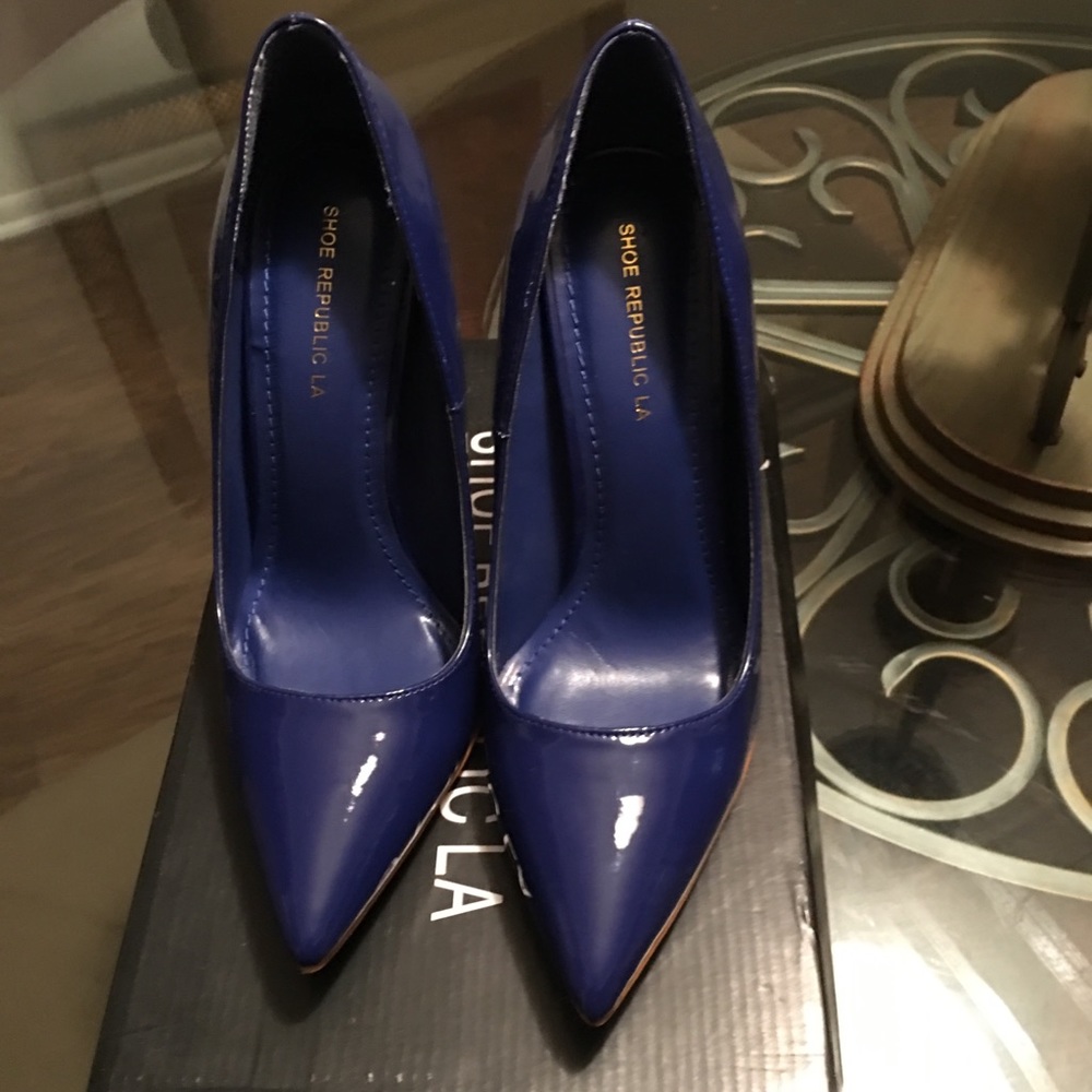 Gently Used Pointy Toe Heels